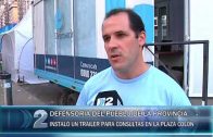 05 -01 -22018  LA DEFENSORIA DEL PUEBLO APOSTO UN MÓVIL EN LA PLAZA COLON DE MANERA QUE LOS TURISTAS PUEDAN CONSULTARLO.